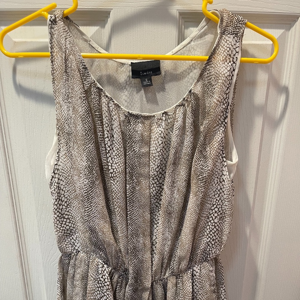 Lumiere Sleeveless Blouse. Small. Cream and Brown.